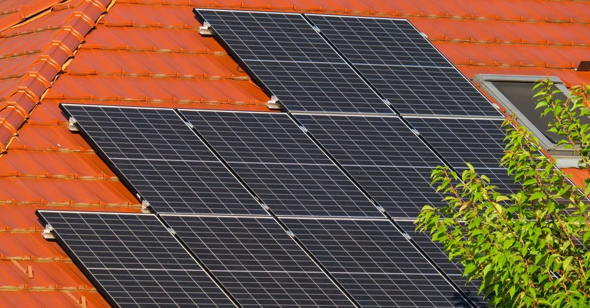 découvrez nos solutions de panneaux solaires performants pour une énergie propre et économique. optez pour l'énergie solaire et réduisez votre impact écologique dès aujourd'hui.